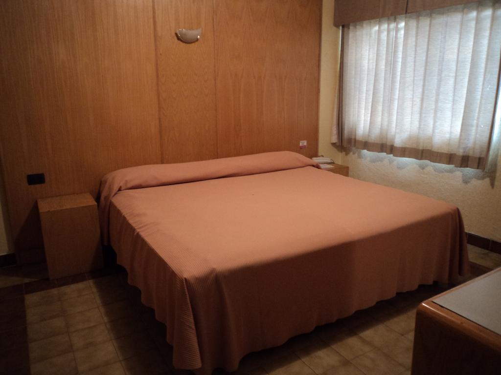 Hotel Suites Jose Marti Σιουδάδ Χουάρες Δωμάτιο φωτογραφία